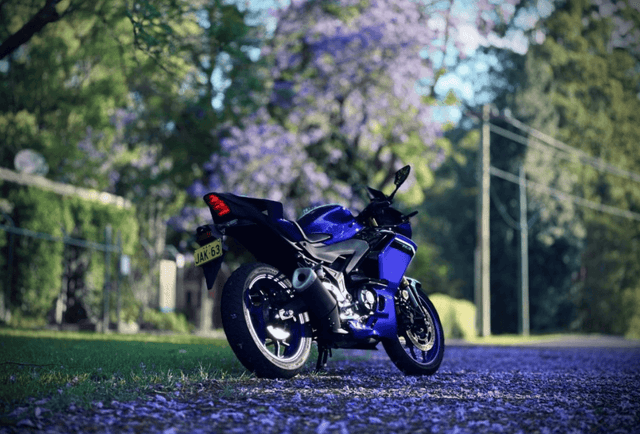 Yamaha R3 Dealer Near Trimbak Road Nashik-Torque Motors